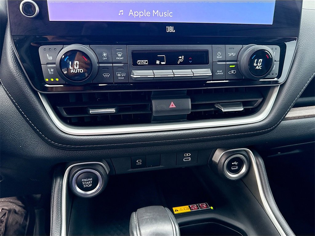 Used 2024 Toyota Grand Highlander Platinum image 16