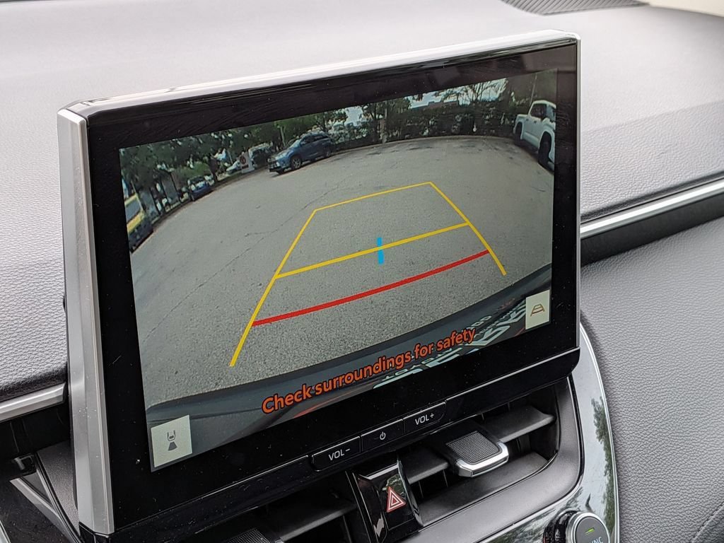 Used 2026 Toyota Corolla Cross XLE FWD image 5