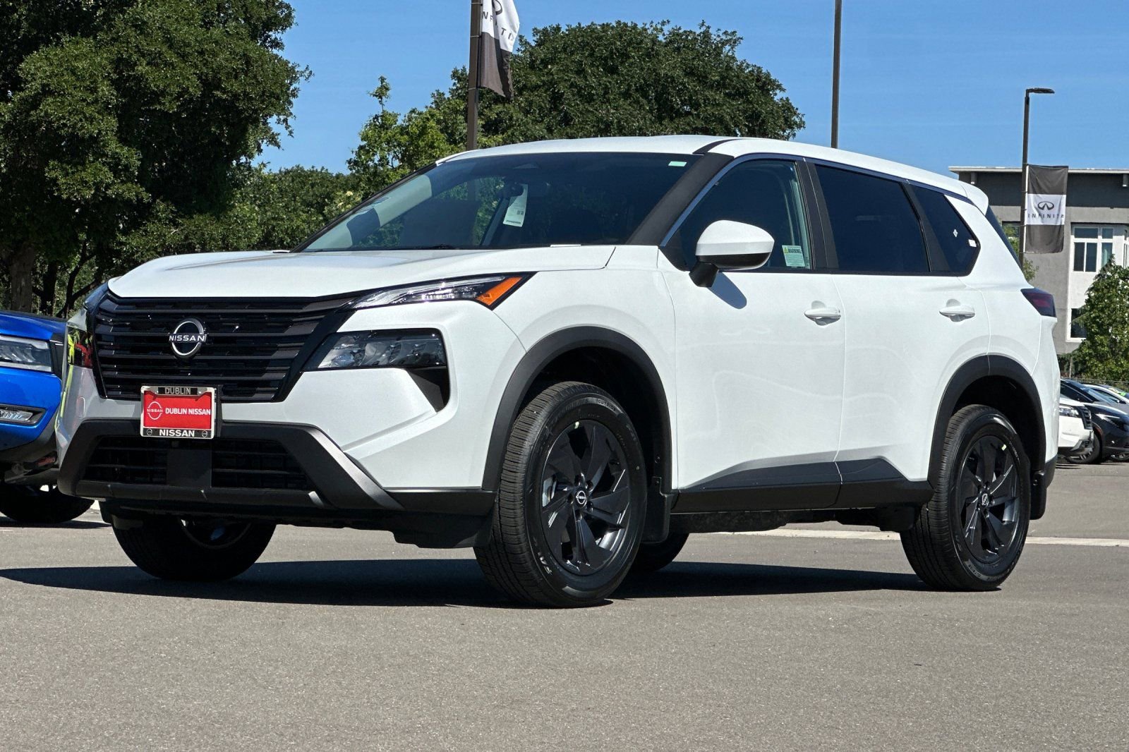 New 2026 Nissan Rogue SV image 8