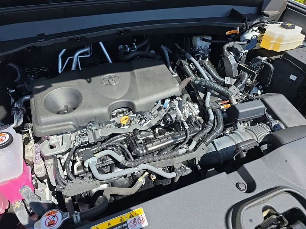 Used 2024 Toyota Grand Highlander XLE image 37