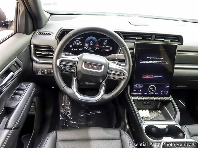 Used 2026 GMC Terrain Elevation w/ Elevation Premium Package AWD/4WD image 3