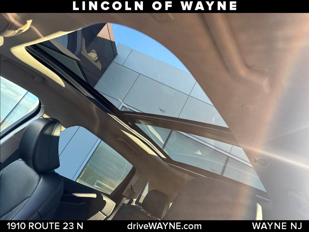 Certified 2022 Lincoln Nautilus Reserve image 14