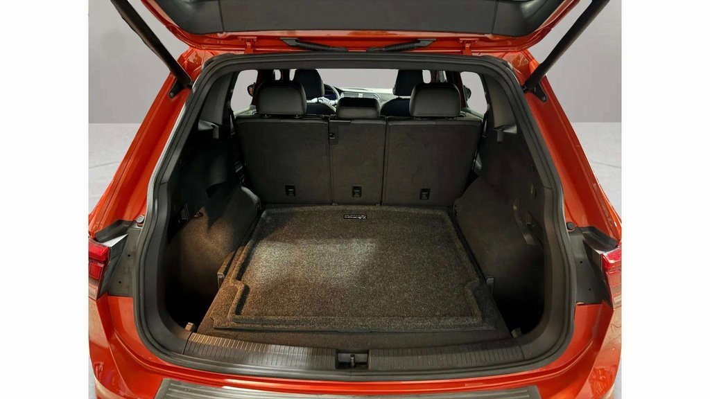 Used 2019 Volkswagen Tiguan SEL R-Line image 26