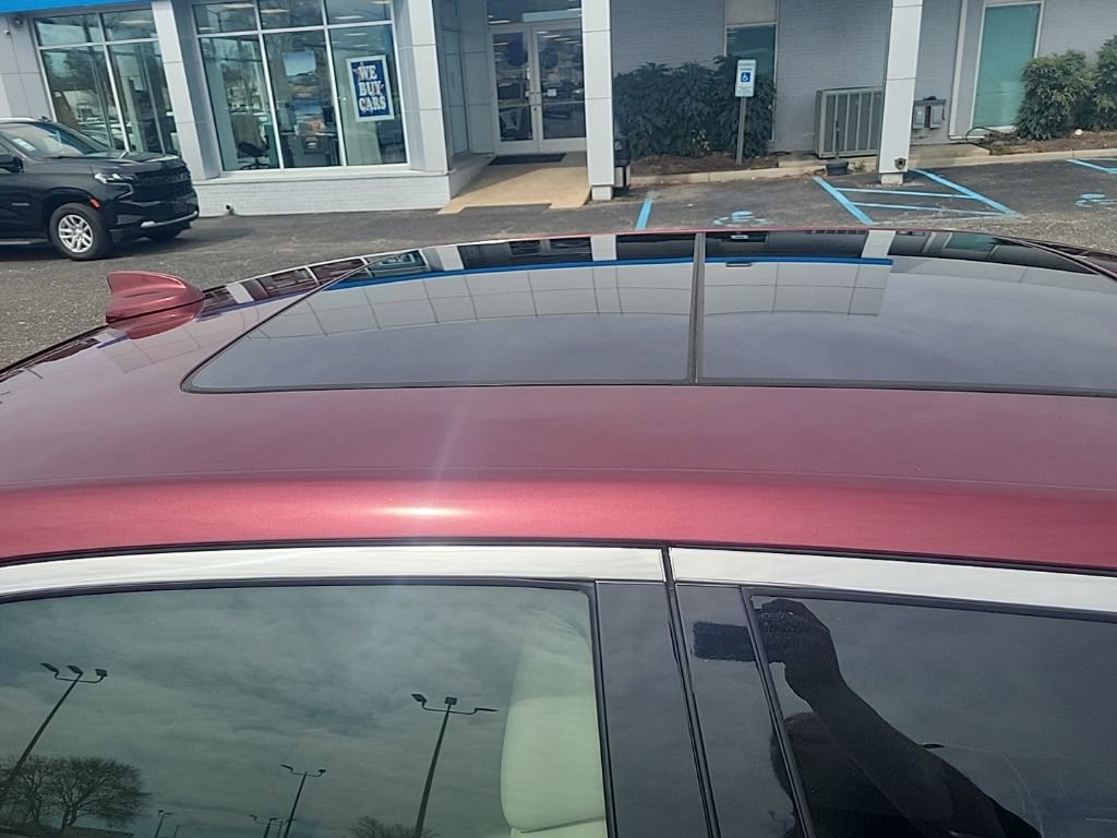 Used 2016 Chrysler 300 Limited image 11