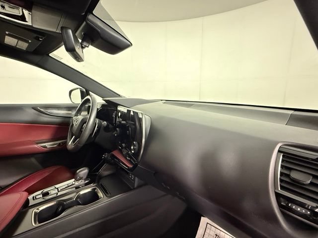 Used 2023 Lexus NX 250 FWD w/ Towing Package (2000 Lbs) image 34