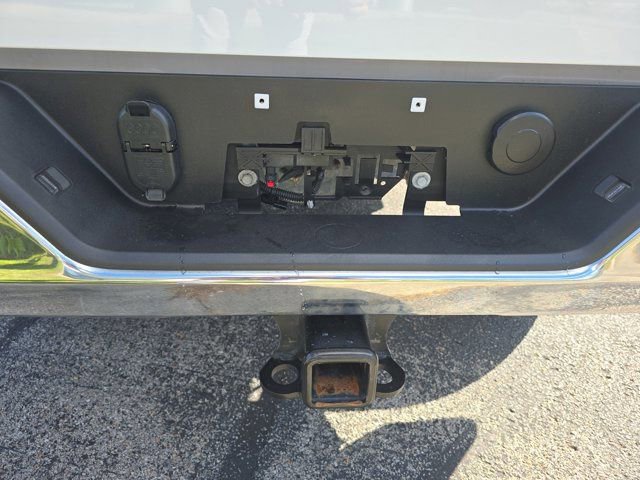 Used 2024 Chevrolet Silverado 2500 LT AWD/4WD image 19