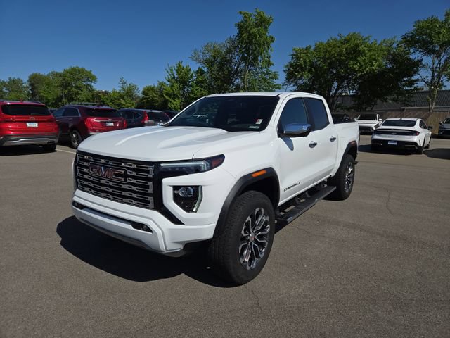 Used 2023 GMC Canyon Denali AWD/4WD image 2