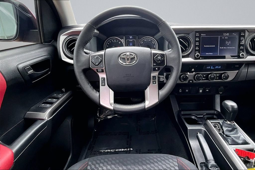 Used 2023 Toyota Tacoma SR5 w/ Technology Package AWD/4WD image 5