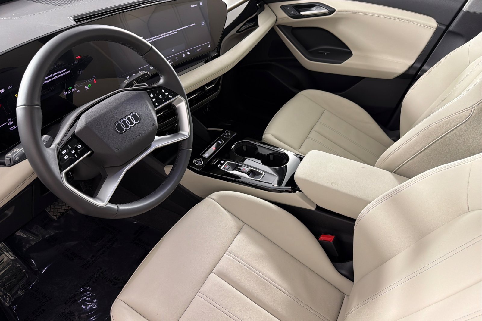 Used 2025 Audi Q6 e-tron Premium AWD/4WD image 9