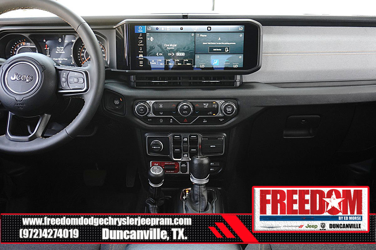 Used 2024 Jeep Gladiator Sport AWD/4WD image 19
