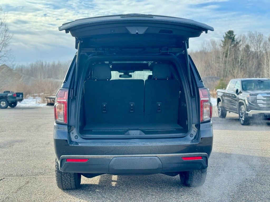 Used 2022 Chevrolet Tahoe Z71 w/ Luxury Package image 6