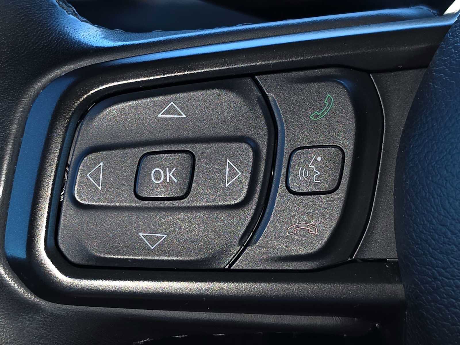 Used 2022 Jeep Gladiator Sport image 28