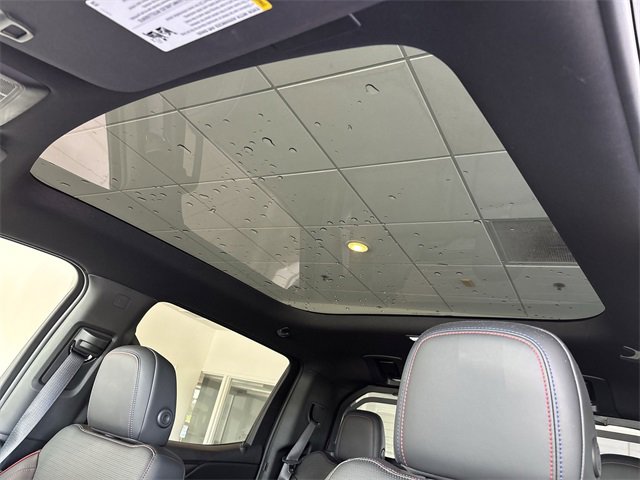 Certified 2025 Chevrolet Silverado EV RST image 24