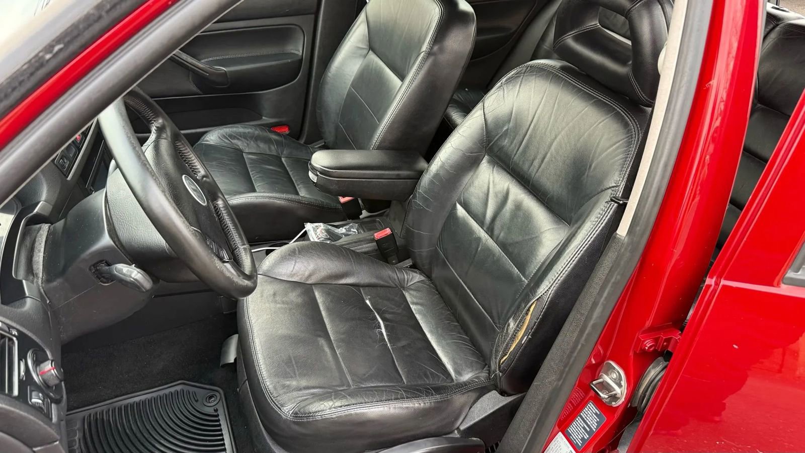 Used 2004 Volkswagen Jetta GLS image 8