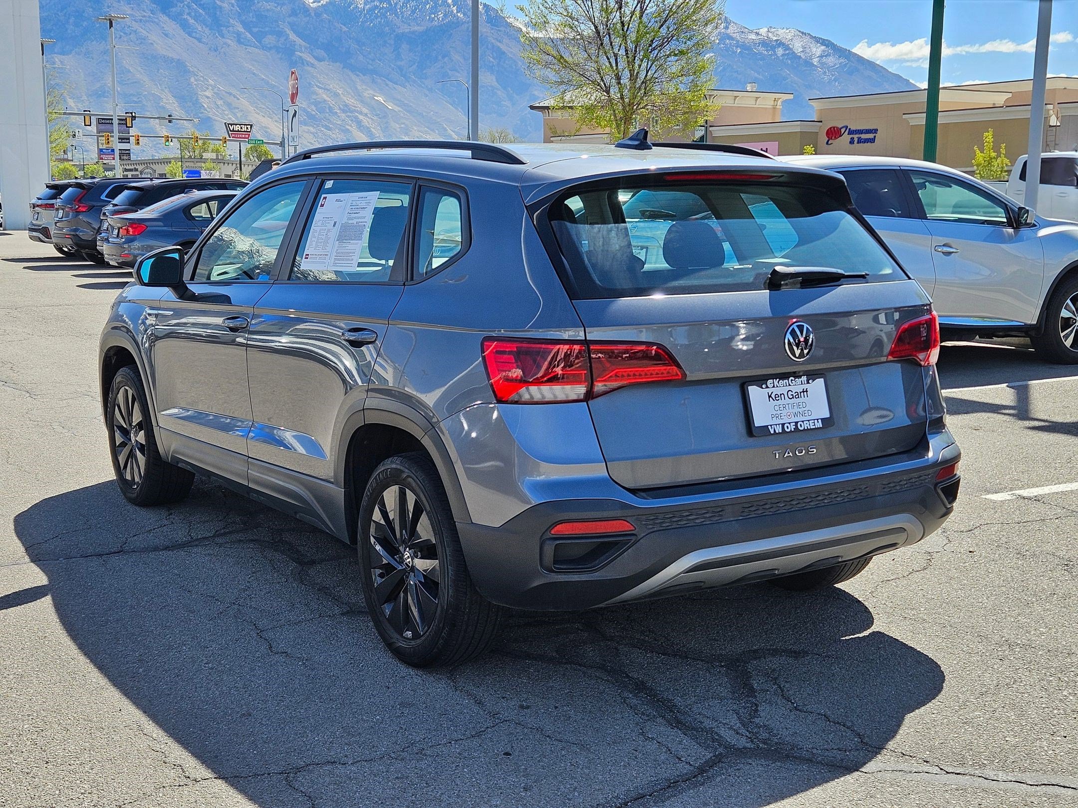 Used 2022 Volkswagen Taos S image 12