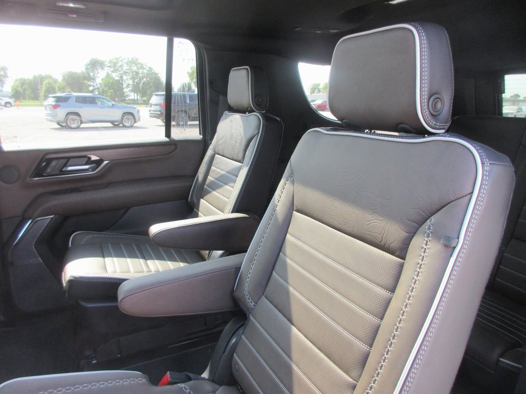 New 2026 GMC Yukon XL Denali Ultimate image 13