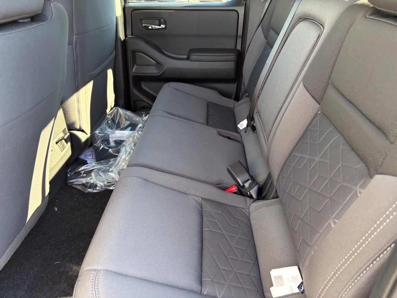 New 2027 Nissan Frontier SV RWD image 16
