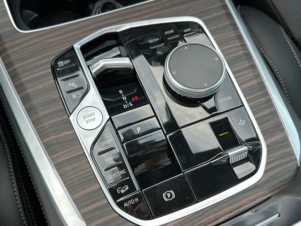 New 2026 BMW X5 xDrive50e AWD/4WD image 28