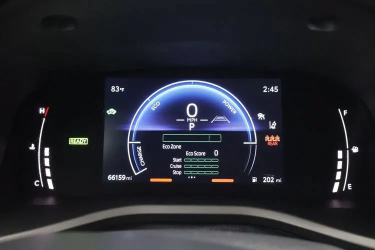 Used 2025 Toyota Camry LE FWD image 23