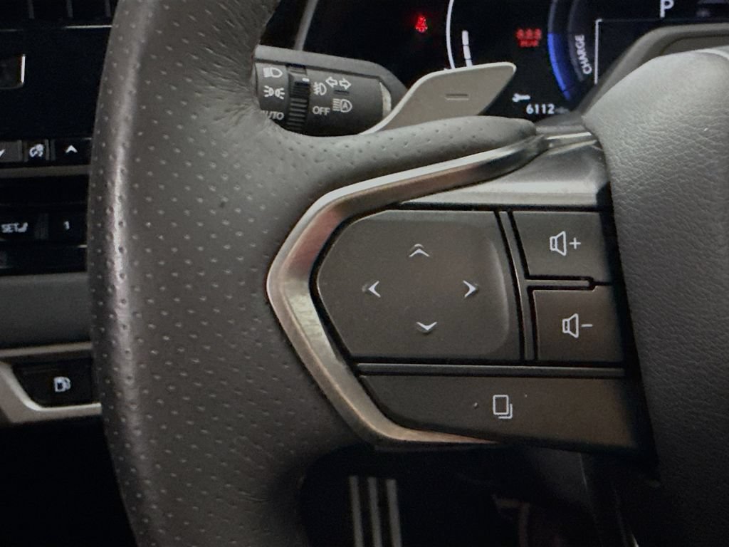 Used 2023 Lexus RX 500h F Sport w/ Cold Area Package AWD/4WD image 11