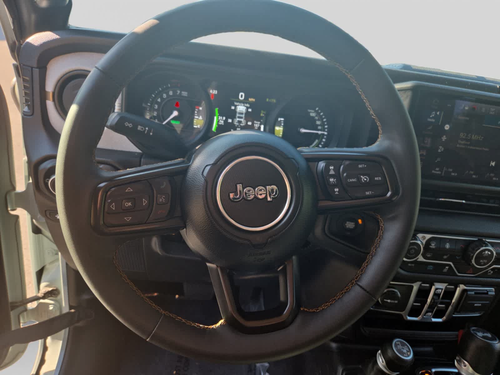 Used 2024 Jeep Wrangler Unlimited w/ Convenience Group AWD/4WD image 11