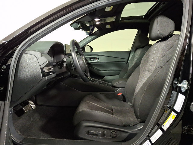 Used 2025 Honda Accord Sport image 15