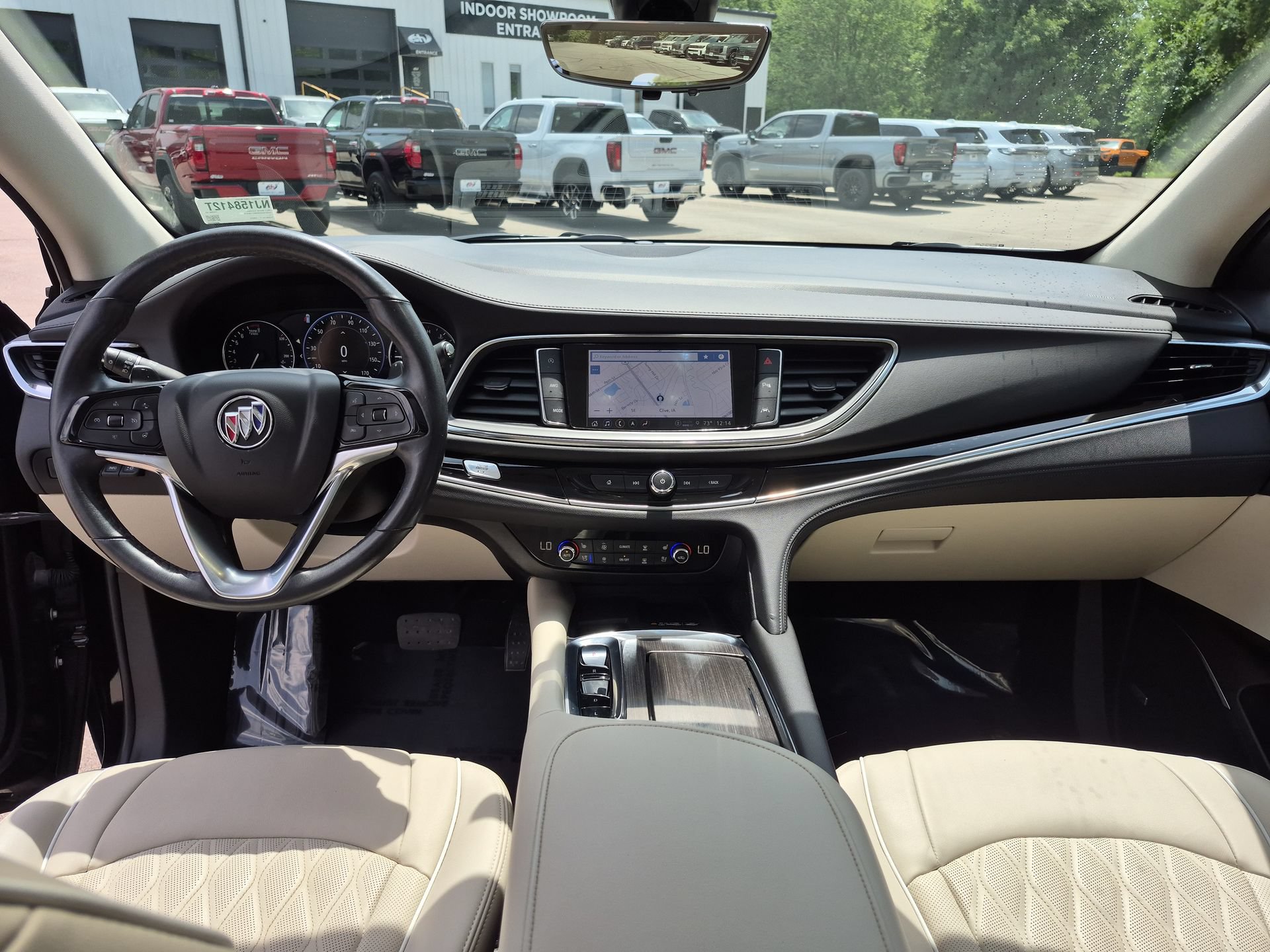 Certified 2022 Buick Enclave Avenir w/ Avenir Technology Package AWD/4WD image 22