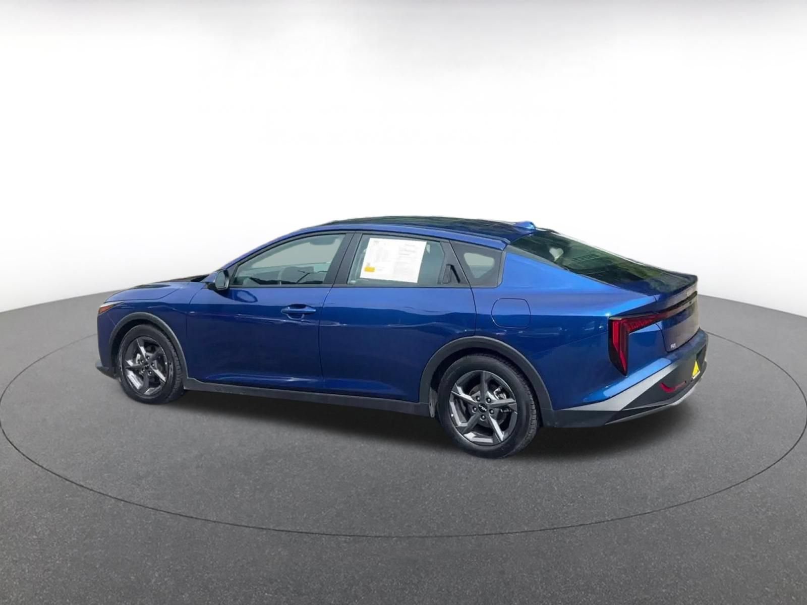 Used 2025 Kia K4 FWD image 9
