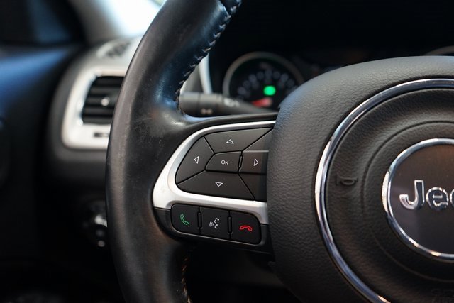 Used 2021 Jeep Compass Latitude image 28