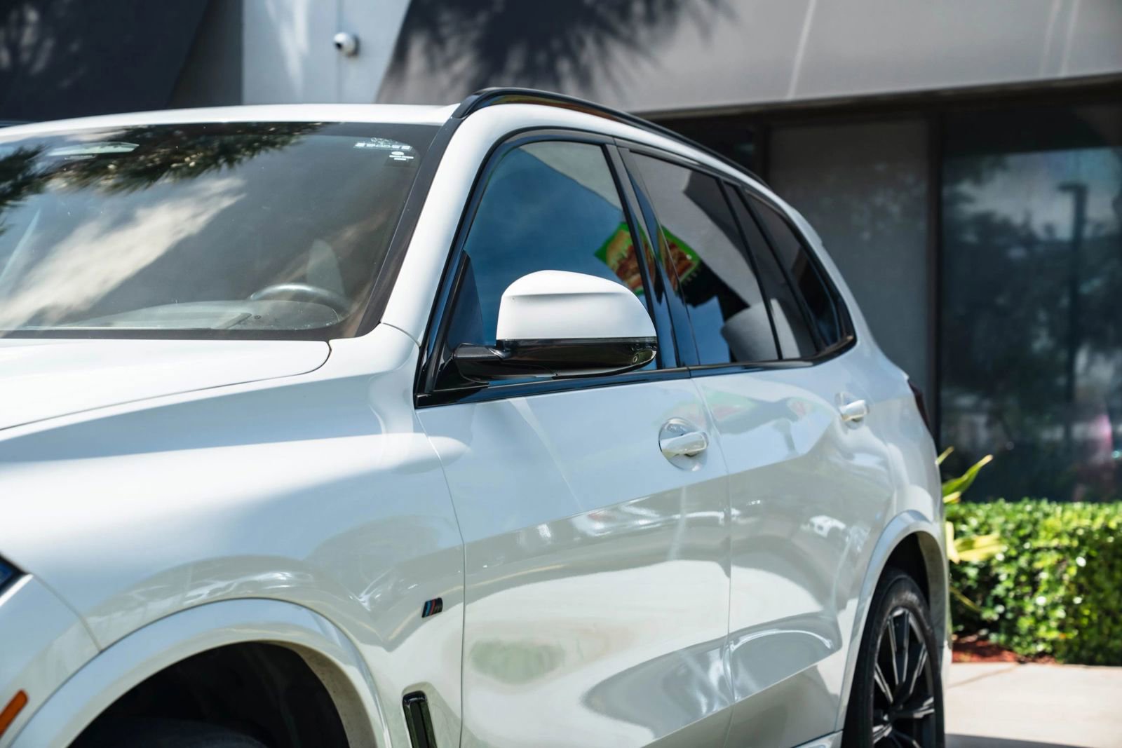 Used 2022 BMW X5 M50i w/ Executive Package AWD/4WD image 5