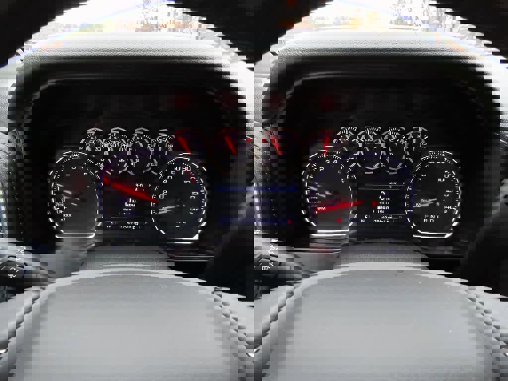 Used 2020 Chevrolet Silverado 1500 LT w/ All-Star Edition image 27