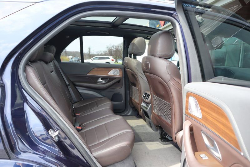 Used 2020 Mercedes-Benz GLE 350 4MATIC image 19