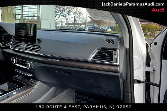 Used 2023 Audi Q5 e Premium Plus w/ Premium Plus Package image 14