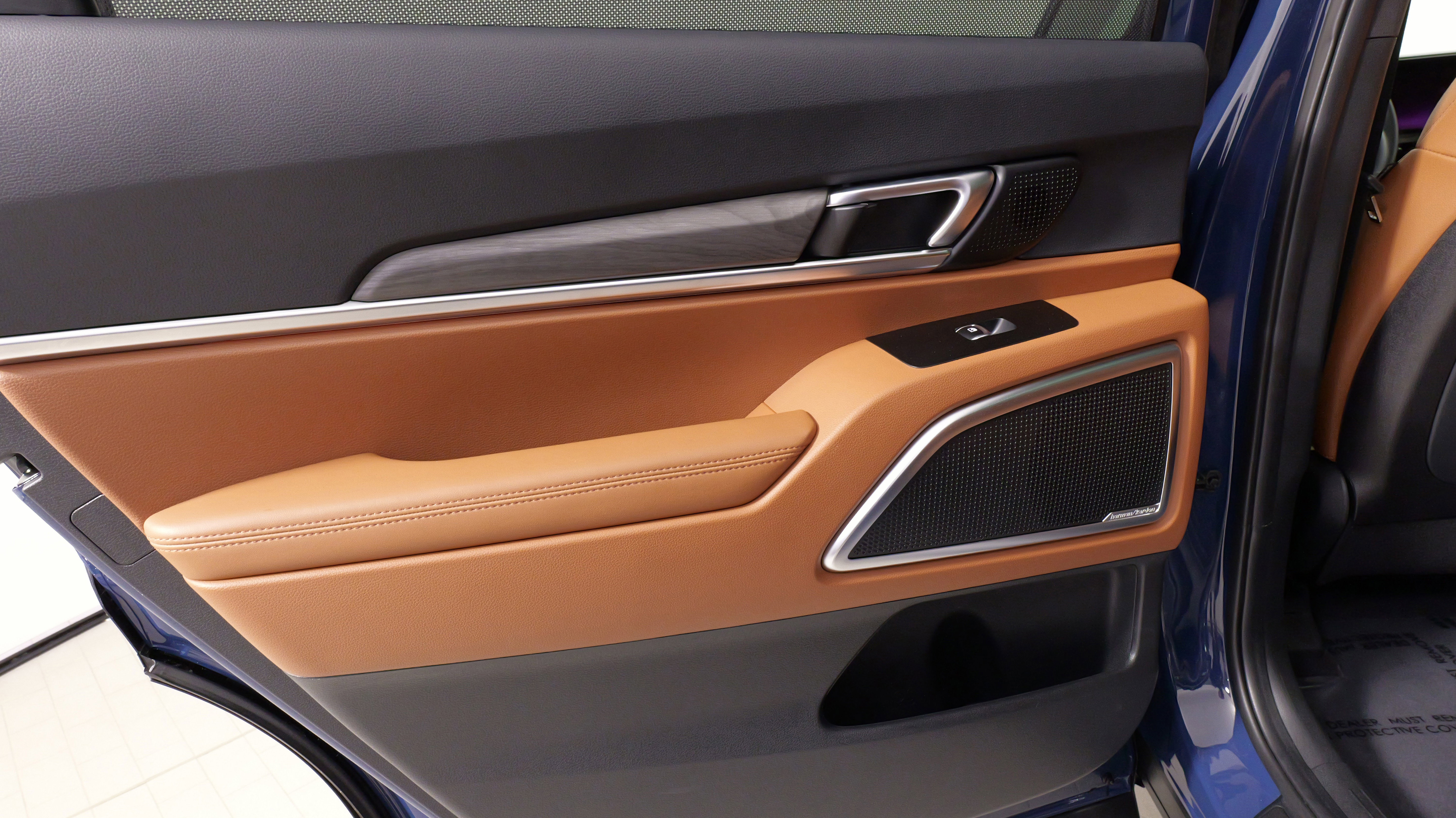 Used 2025 Kia Telluride SX X-Line image 36