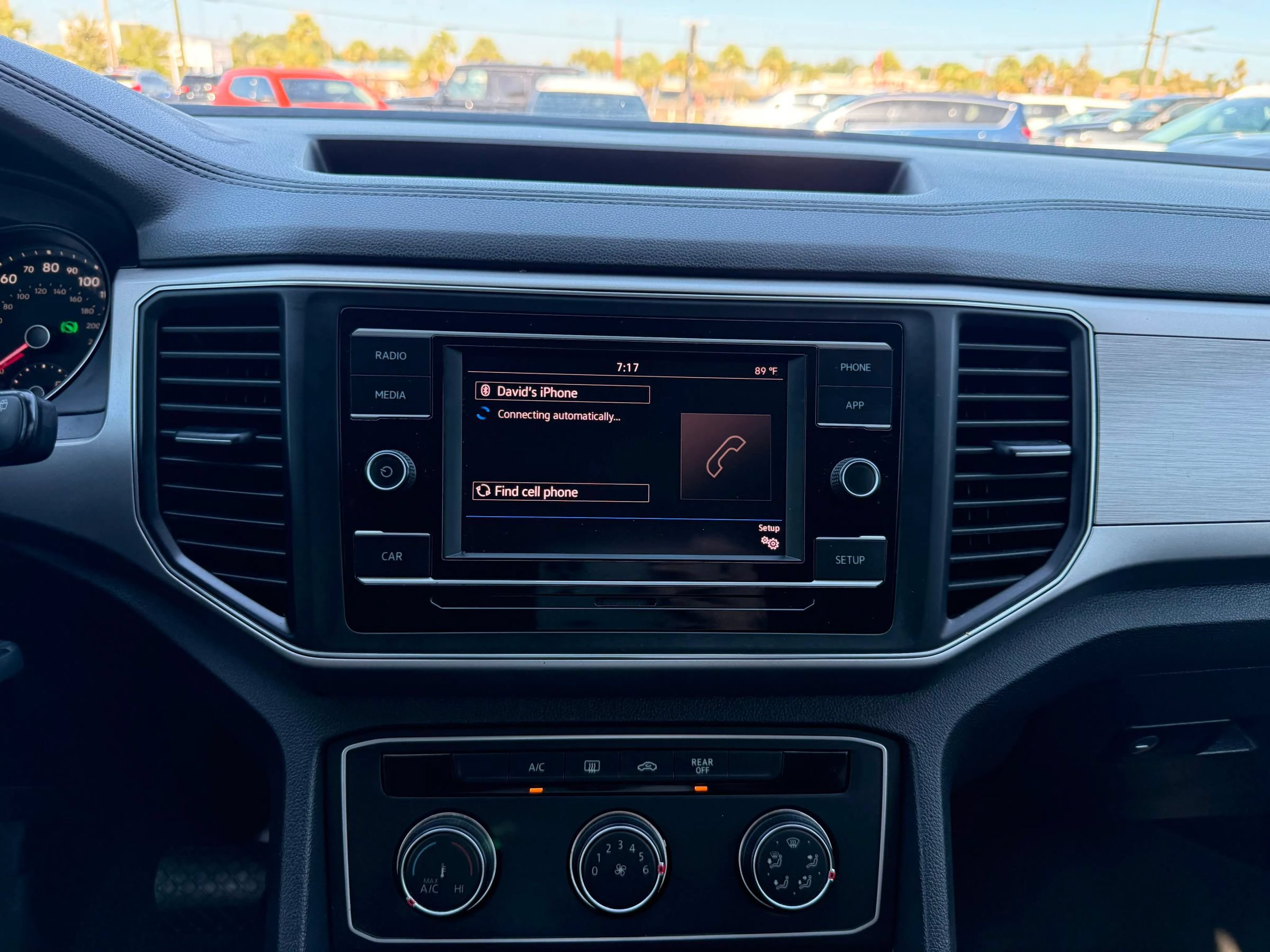Used 2019 Volkswagen Atlas S FWD image 16