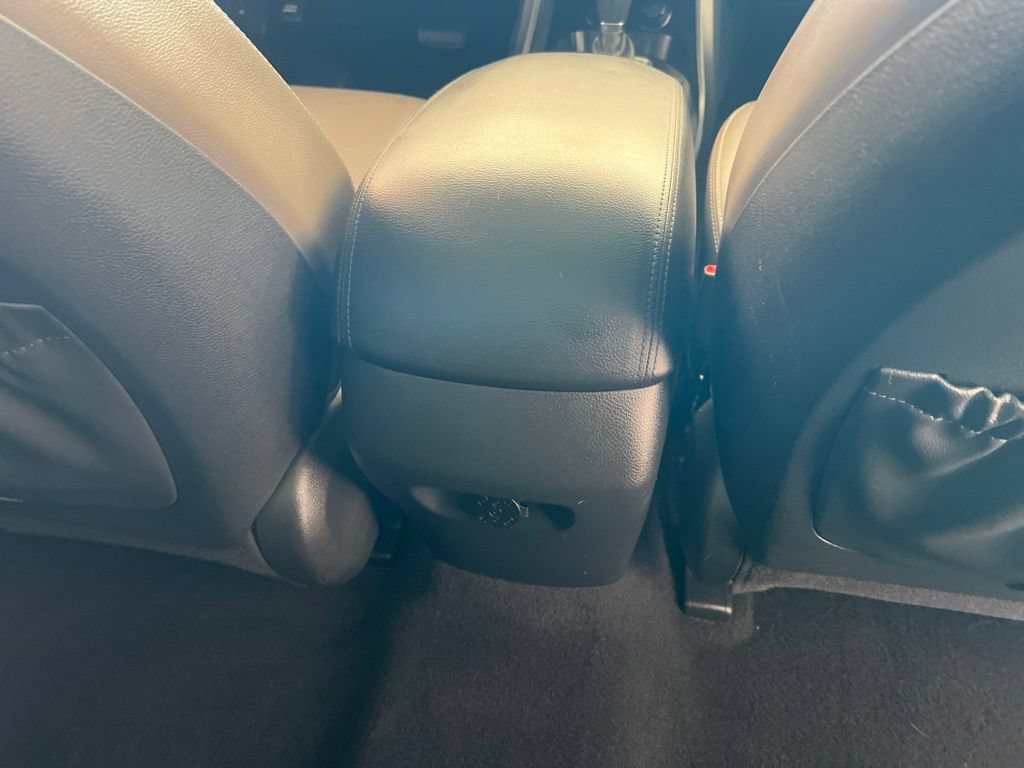 Used 2018 Hyundai Santa Fe AWD image 20