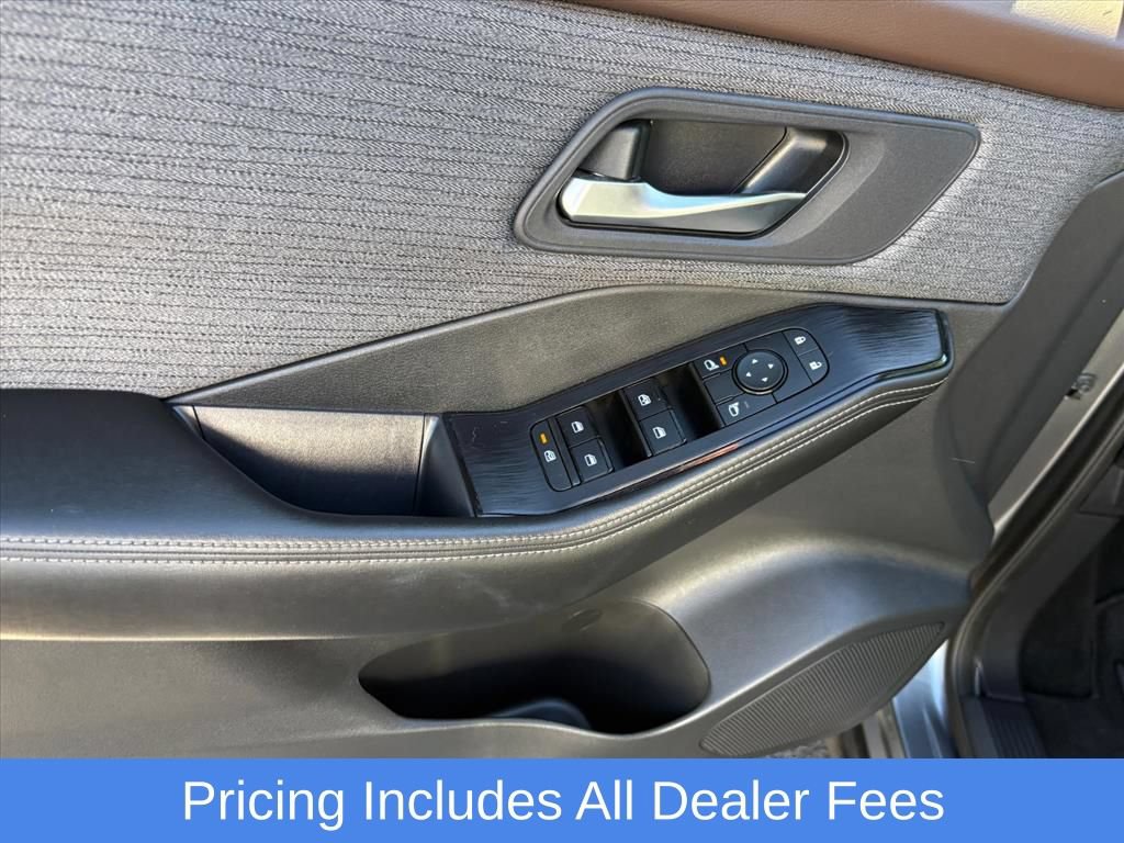 Certified 2022 Nissan Rogue SV AWD/4WD image 21