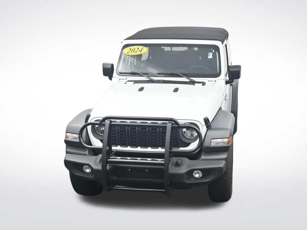 Used 2024 Jeep Wrangler Sport AWD/4WD image 27