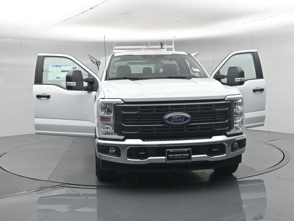 New 2026 Ford F350 XL w/ XL Chrome Package RWD image 37
