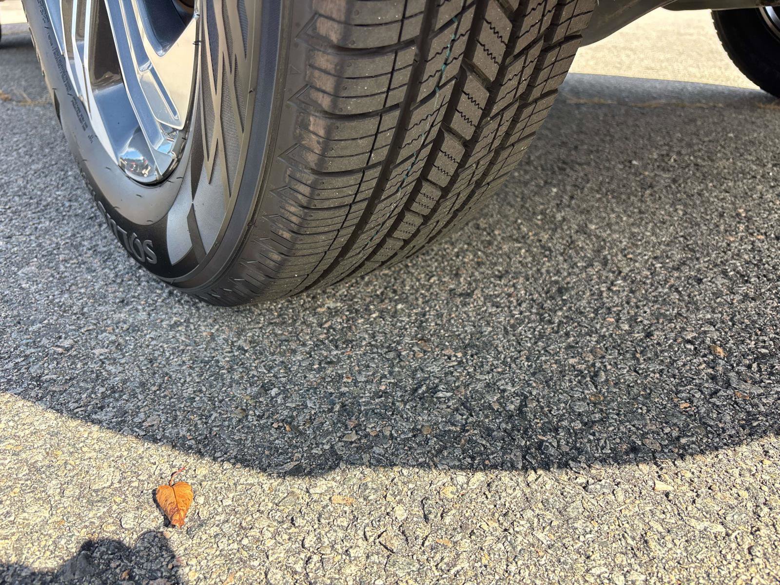 Used 2023 Hyundai Santa Fe SEL w/ Cargo Package image 9