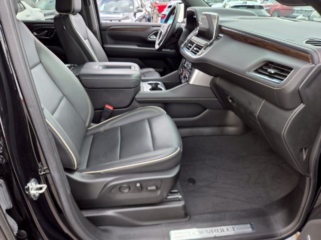 Certified 2024 Chevrolet Suburban Premier RWD image 16