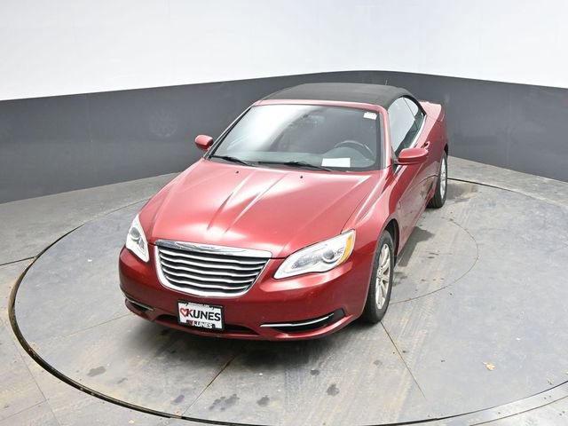 Used 2013 Chrysler 200 Touring image 12