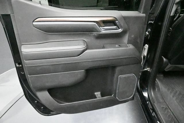 Used 2023 Chevrolet Silverado 1500 RST AWD/4WD image 22