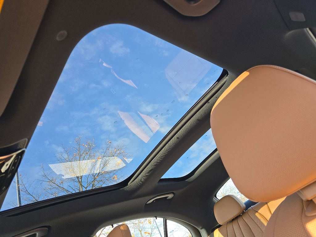 New 2026 Mercedes-Benz E 450 4MATIC Sedan image 3