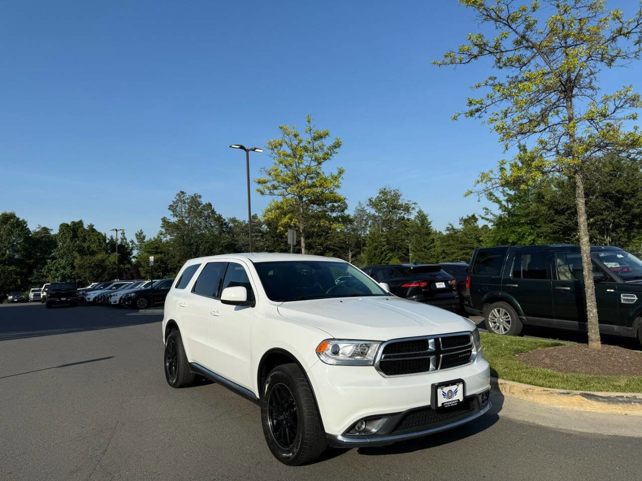 Used 2017 Dodge Durango SXT w/ 3rd Row Seating Group image 4