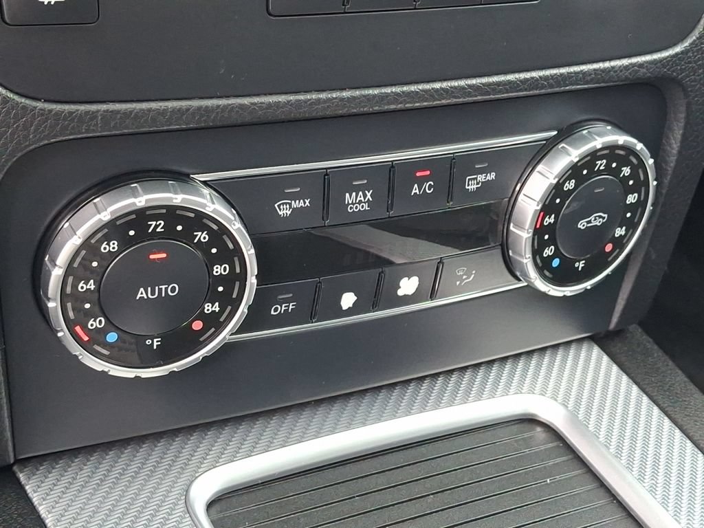 Used 2014 Mercedes-Benz GLK 350 4MATIC image 16