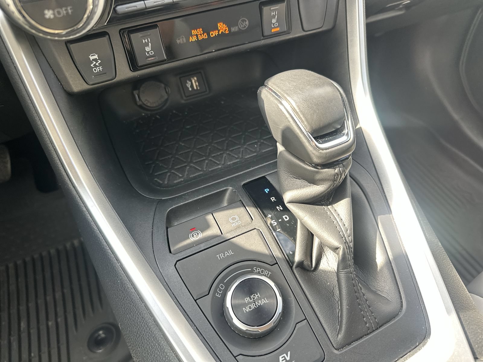 Used 2024 Toyota RAV4 XLE Premium w/ Weather Package AWD/4WD image 30