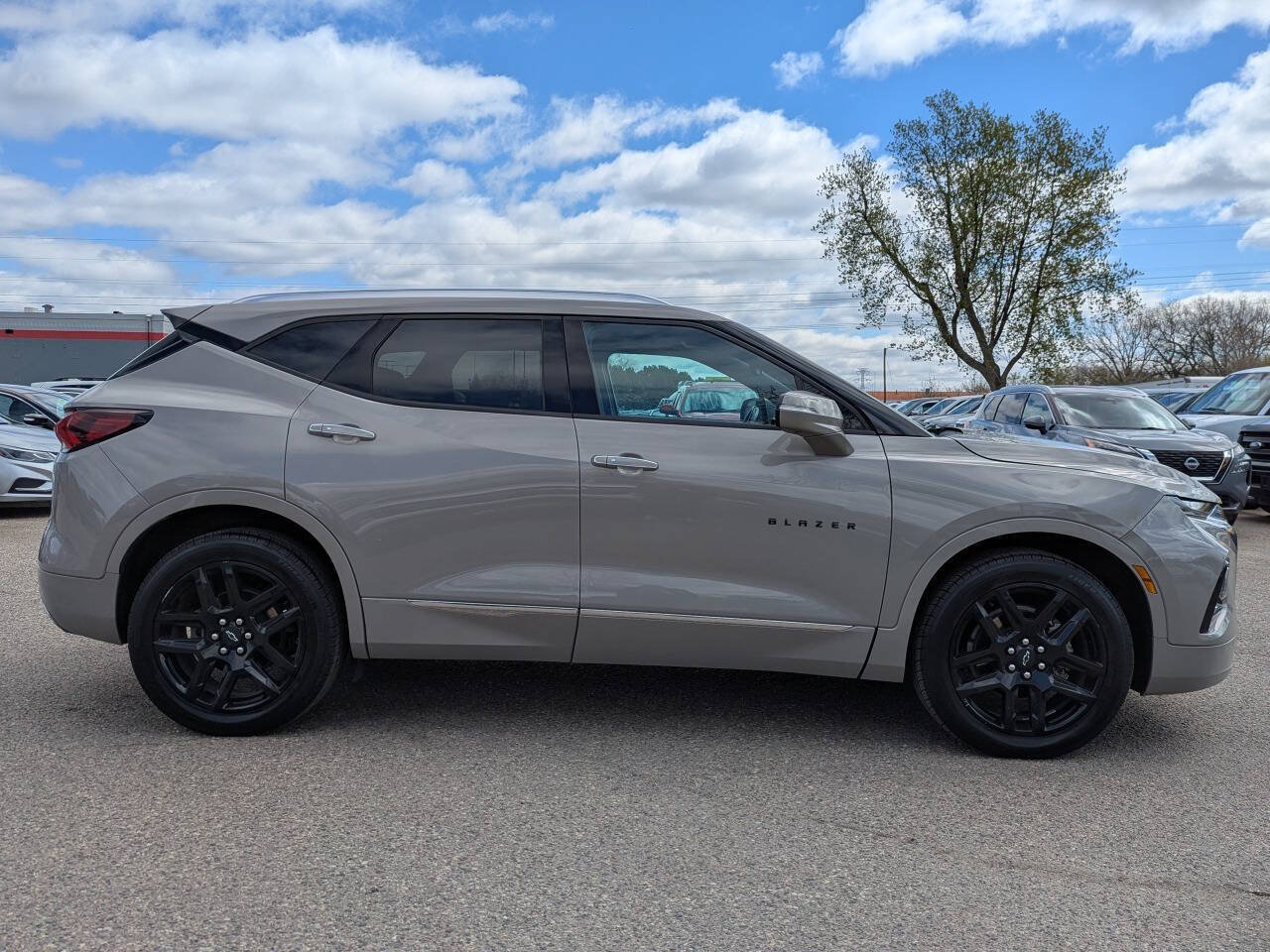 Used 2021 Chevrolet Blazer Premier w/ Driver Confidence II Package AWD/4WD image 3