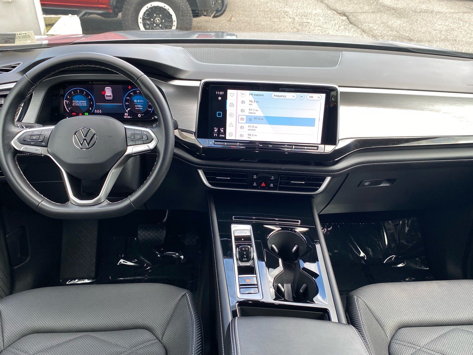 Certified 2026 Volkswagen Atlas Cross Sport SE AWD/4WD image 8