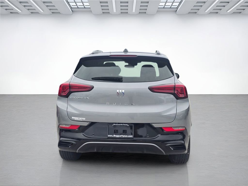 Used 2025 Buick Encore GX Sport Touring w/ Advanced Technology Package FWD image 4